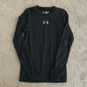 Black youth medium under armour shirt
